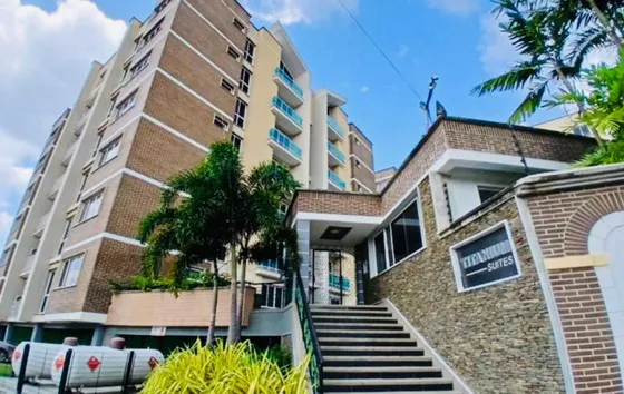 Jg Alquila Apartamento Titanium Suites Amoblado 