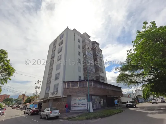 Venta Amplio Apartamento En Piso Bajo En Zona Este Barquisimeto,lara Mehilyn Perez