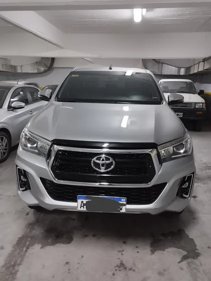 Toyota Hilux Pick-up 2.8 Cd Srx 177cv 4x4