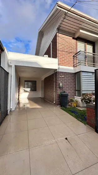 Hermosa Casa En Arriendo 3d/3b Rene Olivares Becerra/maipú