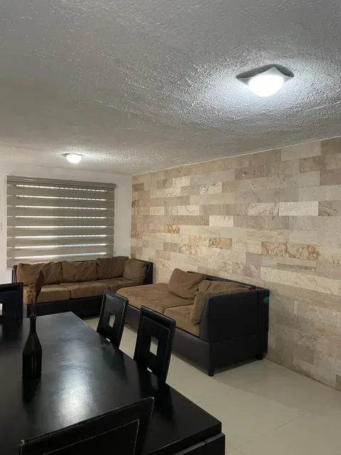 Se Vende Town House En Altos De La Esmeralda, San Diego (sr)