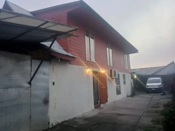Gran Casa 90/300m2, 4d/2b/2e, Con Local Comercial, Linares