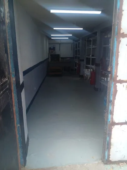 Alquilo Local Comercial En La Av Municipal De Puerto La Cruz.