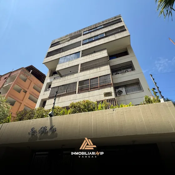 Ref 001 - 822  Grupo Inmobiliaria Vip Te Ofrece En Venta Apartamento Ubicado En Tanaguarena - Estado La Guaira