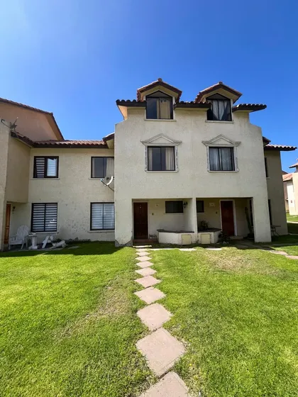 Linda Casa En Condominio En San Joaquín, La Serena