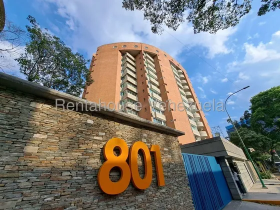 Moderno Y Cómodo Apartamento Remodelado En Alquiler En El Rosal. #25-19408