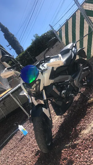 Motocicleta Dominar 400 Ug 2018 De Color Blanco