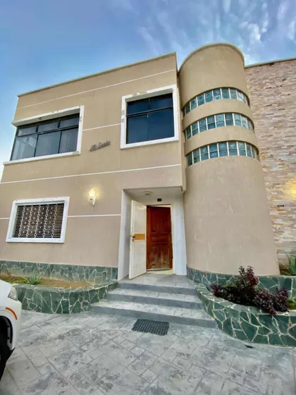 Casas Bote A Venta Lechería 412 M2  7-2024
