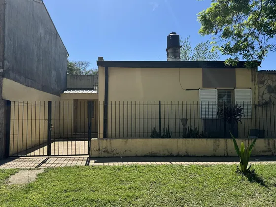 Casa En  Calle Cot Nª326