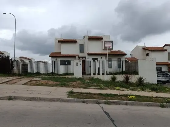 Casa En Venta De 4d/3b - Rosario De Peñuelas, Coquimbo