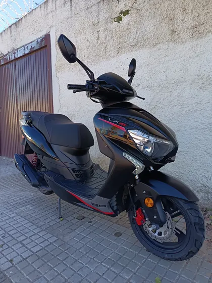 Yumbo Vx4 125cc