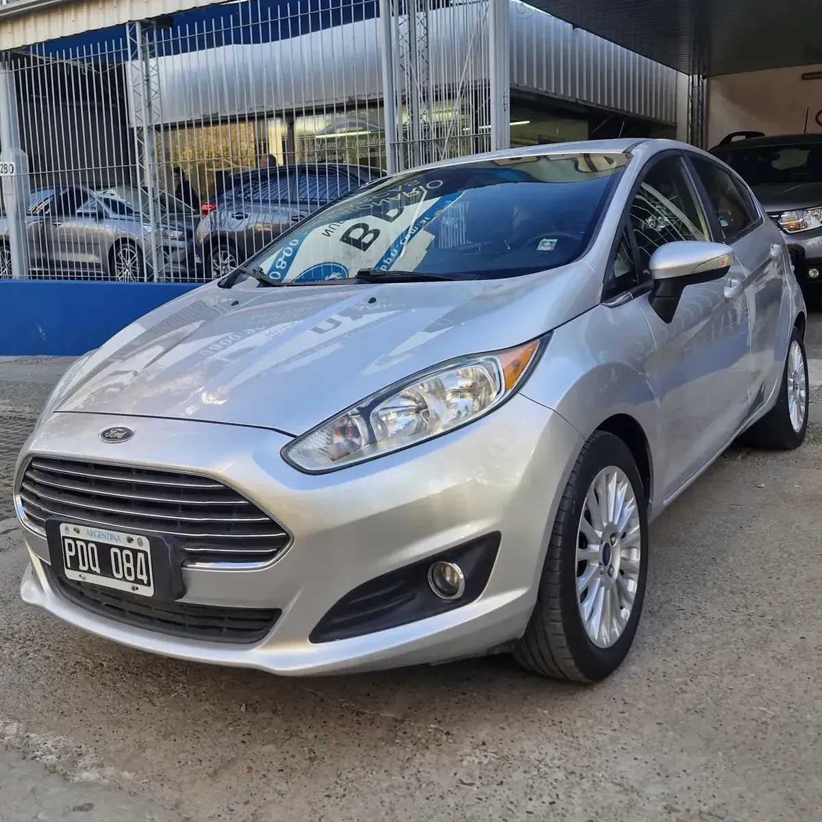 Ford Fiesta Kinetic 1.6 Titanium 120cv