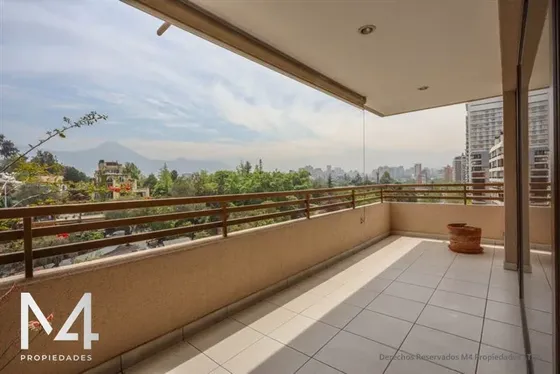 Pent-house Dúplex Único En Su Estilo En El Barrio El Golf