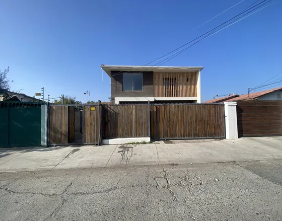 Casa En Arriendo Barrio El Tenis