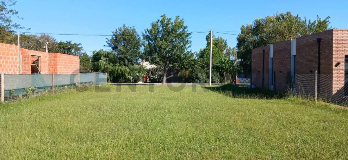 Lot for Sale in Private Neighborhood Las Casuarinas, Ibarlucea