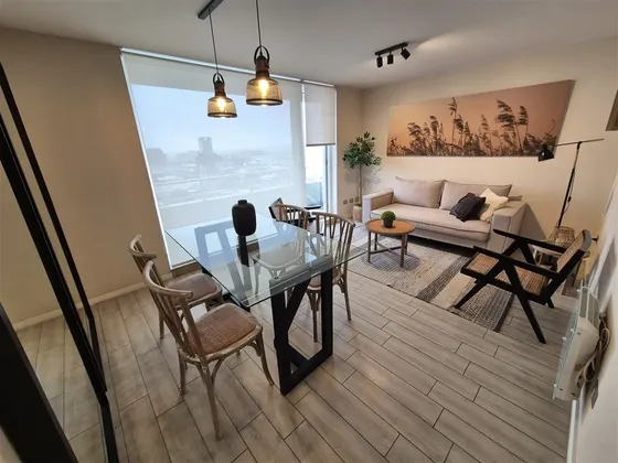 Como Nuevo. Departamento En Venta 3d 2b En Los Ángeles