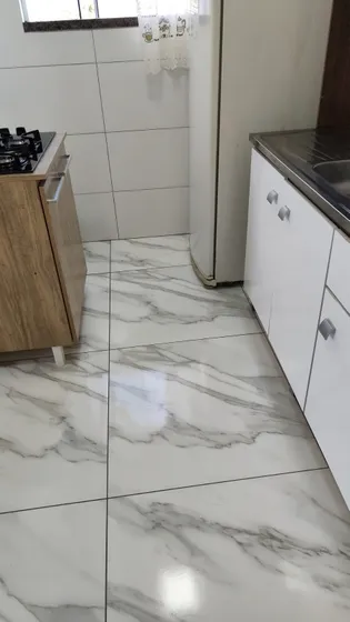 Kitinet 1 Quarto Cozinha E Banheiro Sem Garagem 