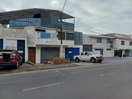 Arriendo Local Comercial - Galpón