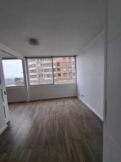 Dep Home Studio En Santiago Con Estacionamiento (177268)
