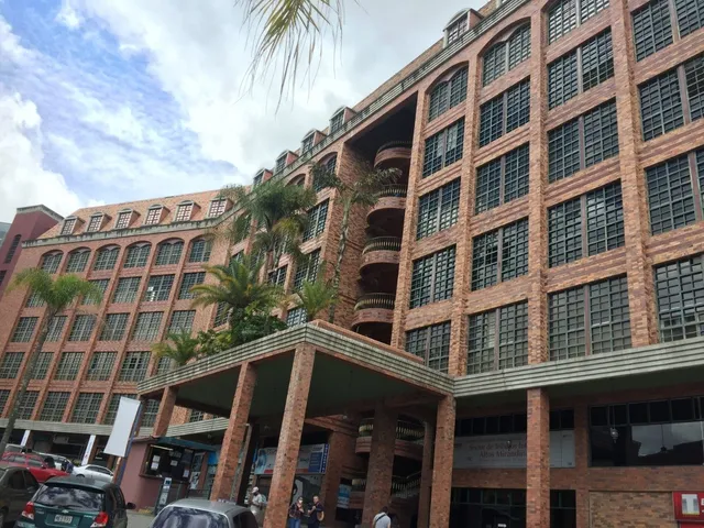 Venta De Ofina En Carrizal Centro Empresarial La Cascada