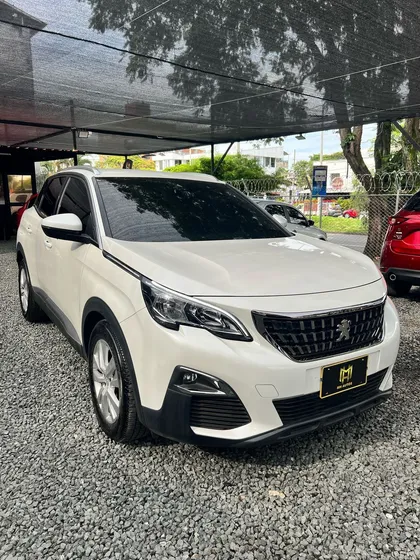 Peugeot 3008 1.2 Active