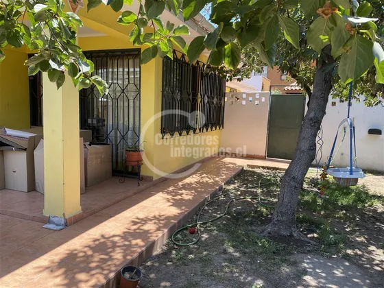 Casa En Arriendo De 3 Dorm. En Las Condes