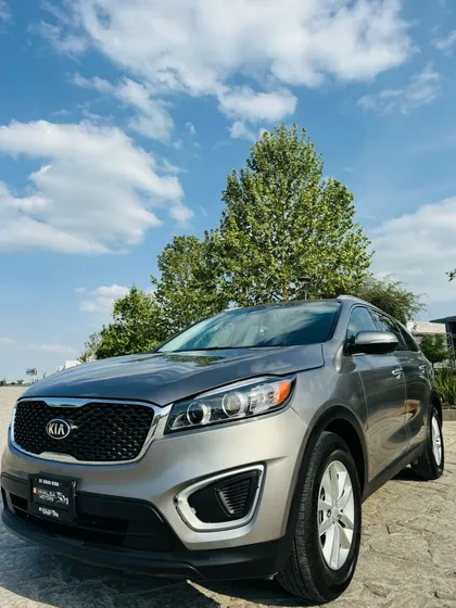 Kia Sorento 2.4 Lx At