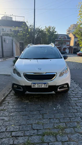 Peugeot 2008 1.6 Allure