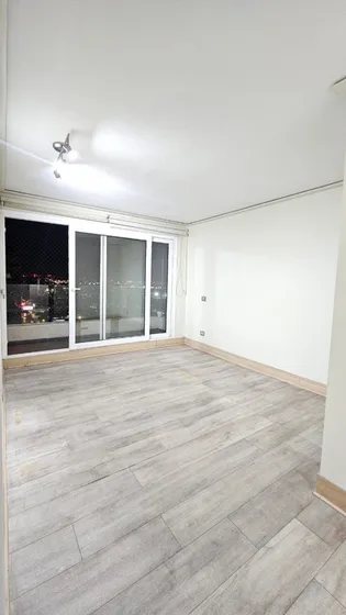 Espectacular Depto. Piso 22 , Ubicada En Av Macul 3700