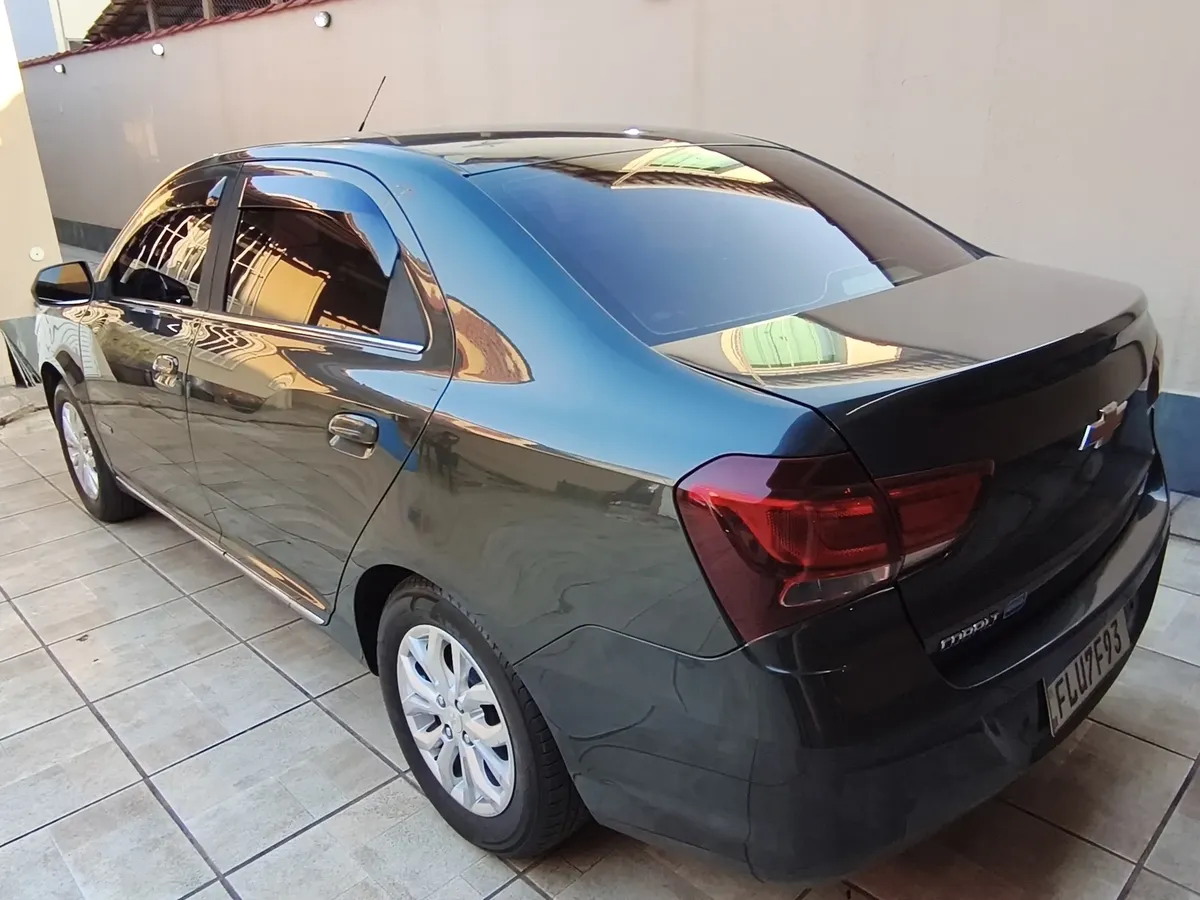 Chevrolet Cobalt 2018 1.8 Elite Aut. 4p — foto 2