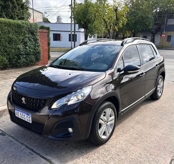 Peugeot 2008 1.6 Allure