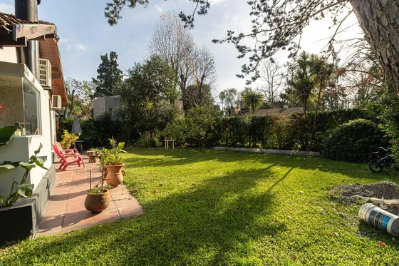 Casa En Los Troncos