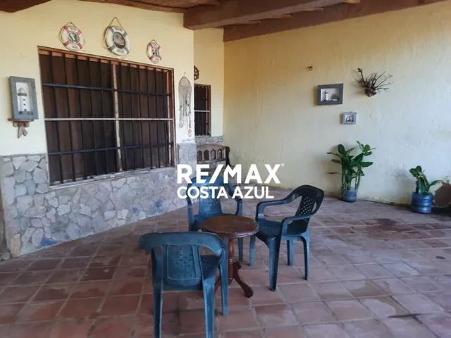 En Venta Casa Con Fines De Posada Ubicada En Playa Norte Excelente Para El Desarrollo Turistico En Chichiriviche Estado Falcon