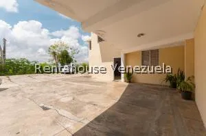 Casa Multiniveles En Venta En Clns De Bello Monte