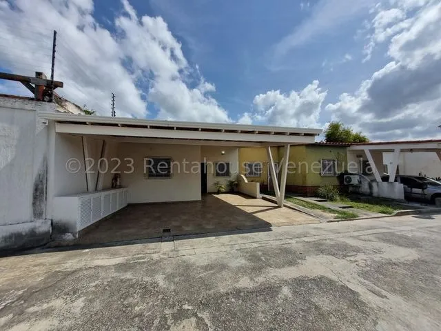 Dennymar, Vende Linda Y Moderna Casa En Conjunto Residencial Bueno En El Centro De Cabudare, Con Cocina Equipada, Acabados De Primera Verla Es Comprarla! B4a5046                                       