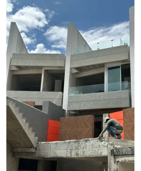 Vendo Casa 650m2 Sebucán 0367