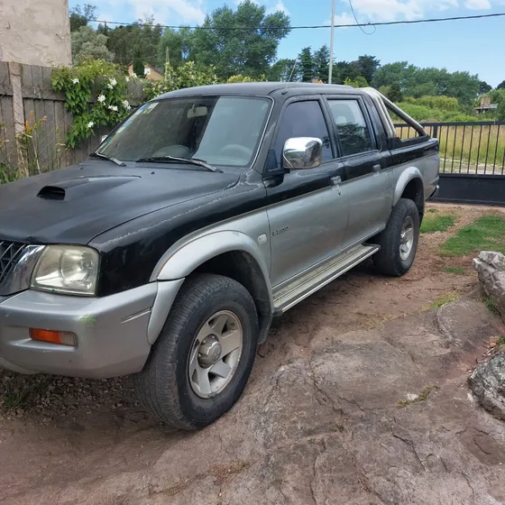 Mitsubishi L200 2.5 Glx D/cab 4x4 I