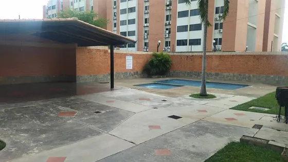 Josseyris Jimenez Vende Apartamento En Tazajal Res Piedra Azul I Naguanagua