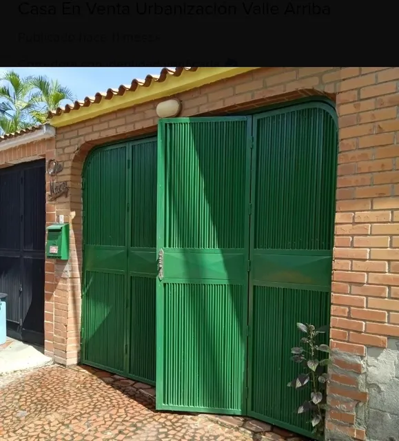 Venta Casa Urb.  Valle Arriba, Conjunto Londres