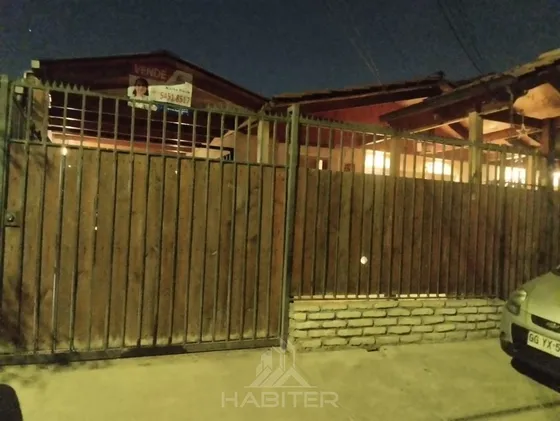 Casa En Venta De 3 Dorm. En Renca