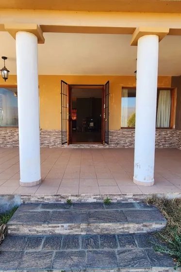 Villa Yacanto - Venta De Casa En Seccion   D   - Uno De Los Mejores Barrios Del Pueblo