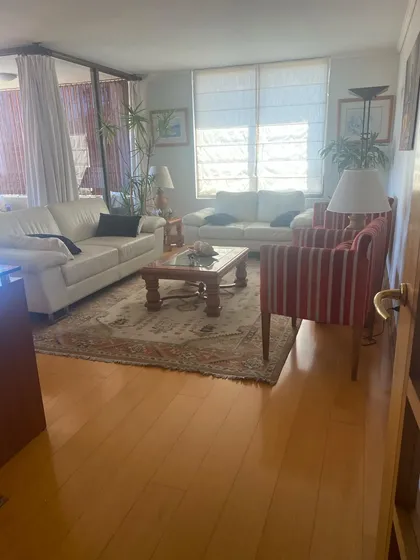 Hermoso Departamento Con Excelente Ubicación En Las Condes
