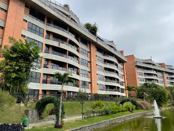 Apartamento Para Venta En La Lagunita  #1814