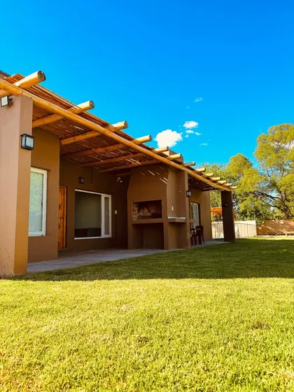 2 Cabañas Nuevas En San Rafael Mendoza  Piscina, Parque, Emprendimiento Turístico