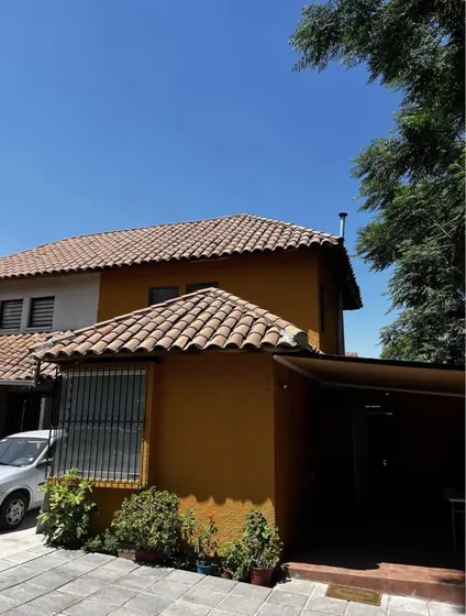 Casa Avenida Comercial Grecia
