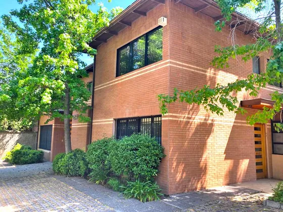 Casa Oficina De 13 Privados En Las Condes 