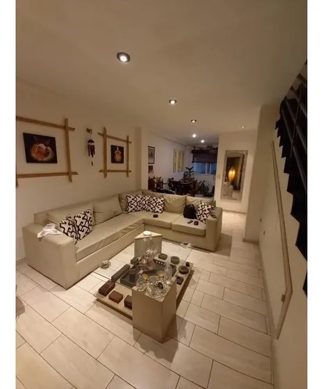 Dúplex De 4 Ambientes En Venta En Carapachay 
