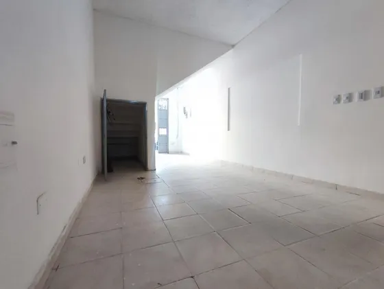 Local En Arriendo En El Contento. Cod A26893