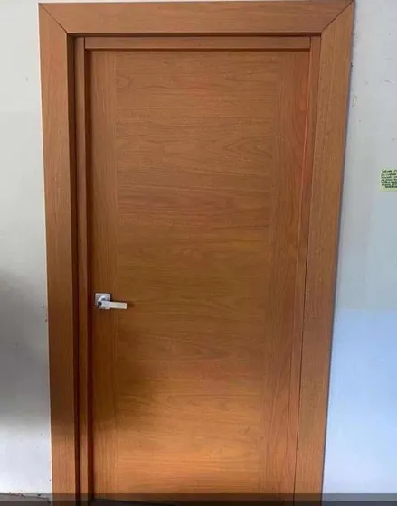 Puerta Roble Brasileño Polimetal