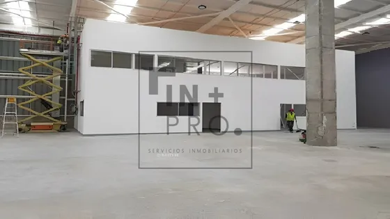 Bodega Industrial En Pudahuel - Ciudad De Los Valles